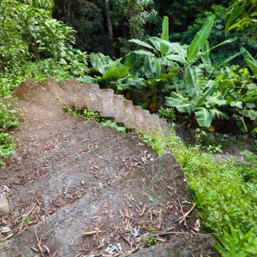 Hike Saba Island